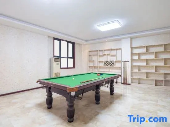 Yipai Chain Hotel (Qi County Bus Station)