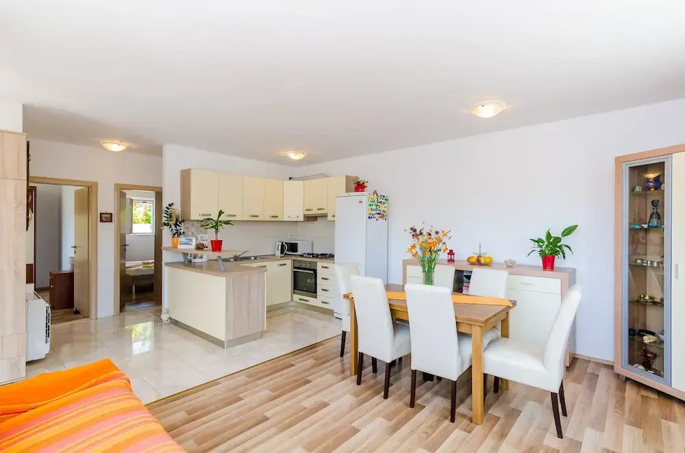Apartment Maurora