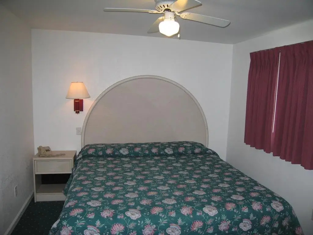 Apollo Motel