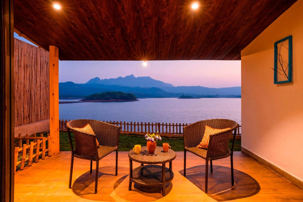 Zostel Plus Lonavala