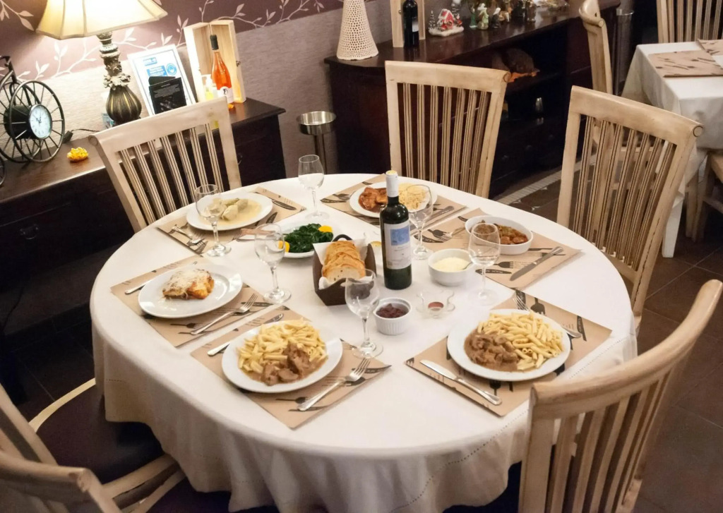Melegos Inn Hotel