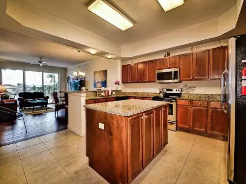 Bay Harbor 202