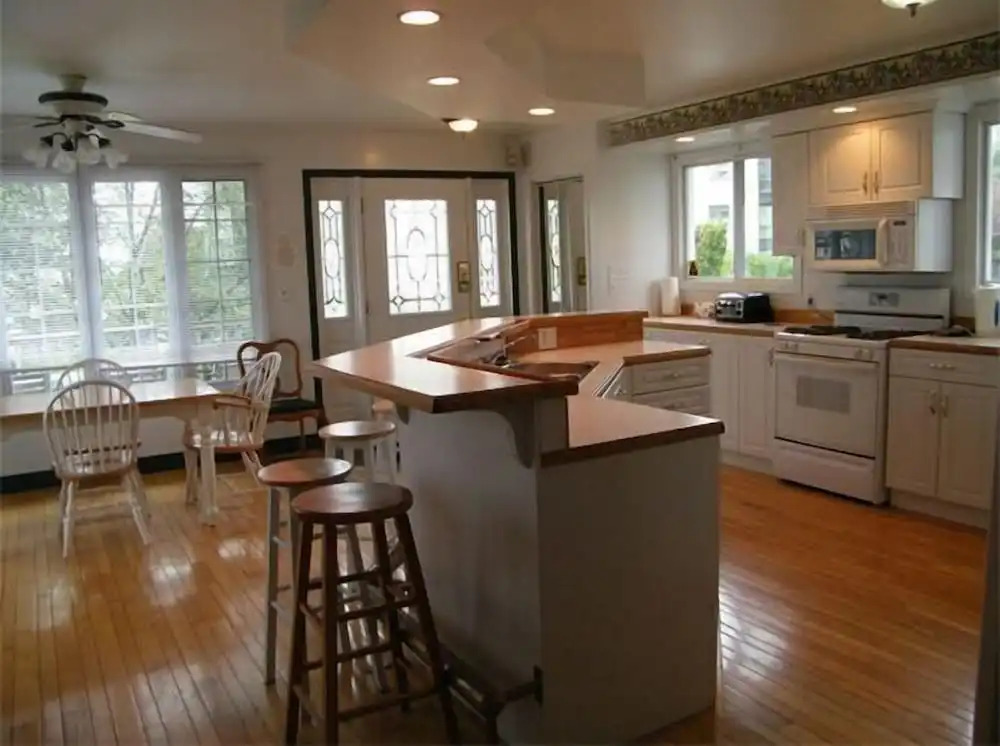 1000 Island Condo Getaway