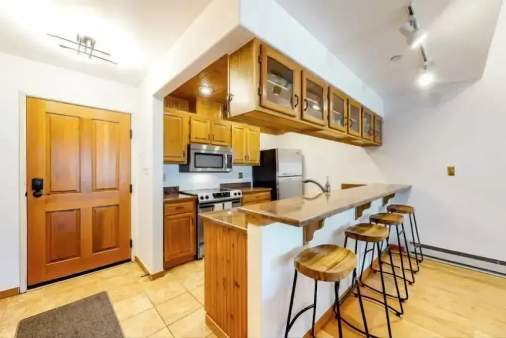 Chic Ski In, Ski Out 2 Bedroom Penthouse In Beaver Creek Village