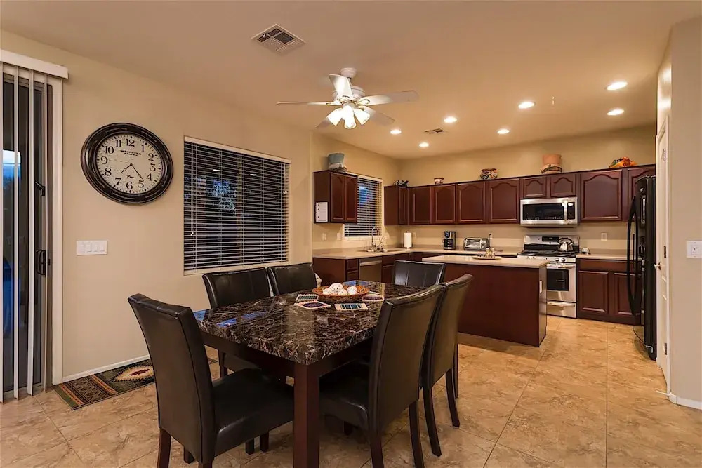 Valley of the Sun 5 BR by Casago