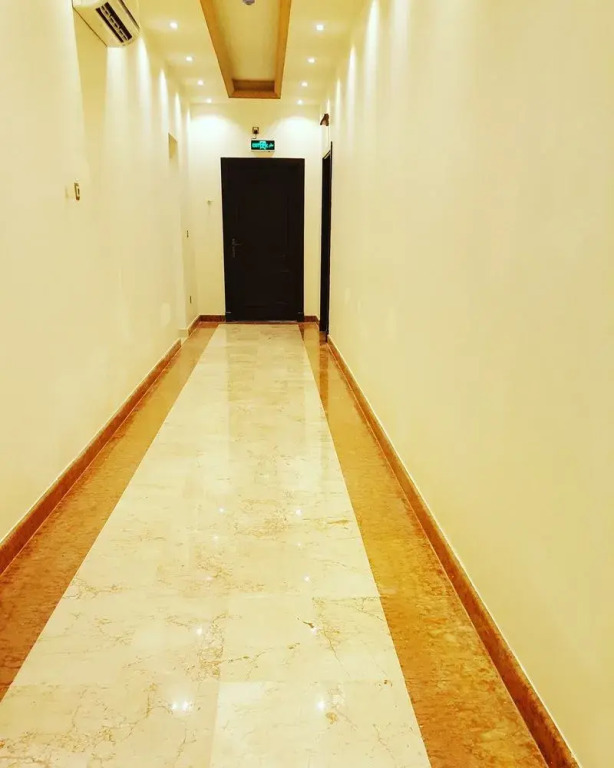 Alhamra Tower Hotel