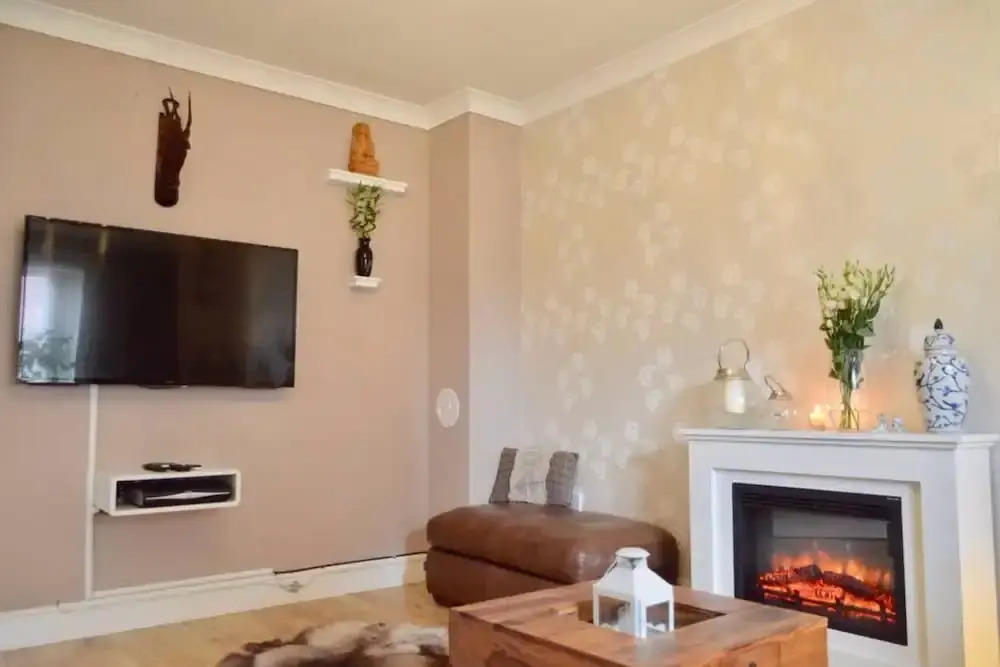 3 Bedroom House With Parking