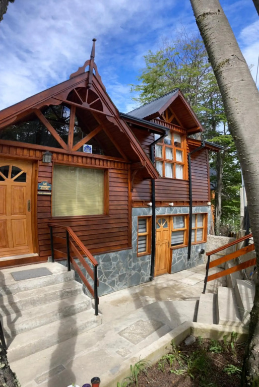 Ushuaia - Studio Exclusivo Alakalufes