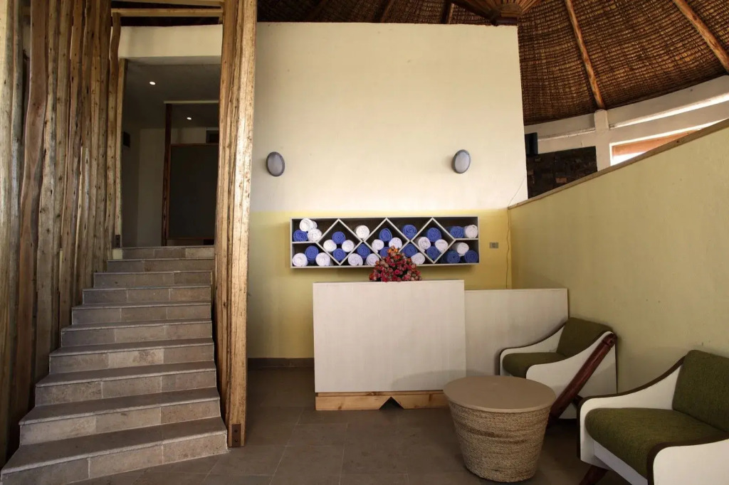 Nega Bonger Hotel