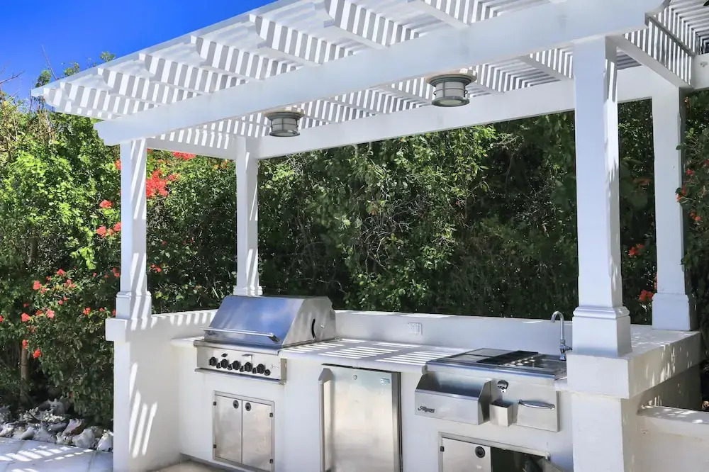 Cobalt Villa - Four Bedroom Home