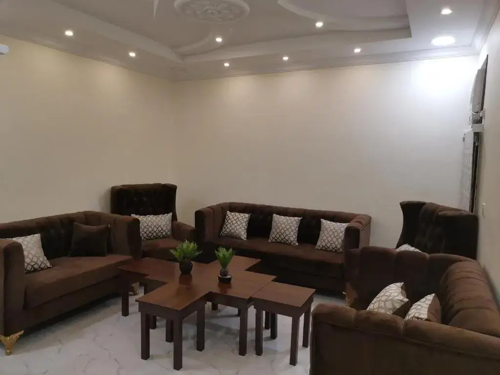 Al Shadi Apartment Private Tourism