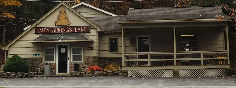 Mountain Springs Lake Resort