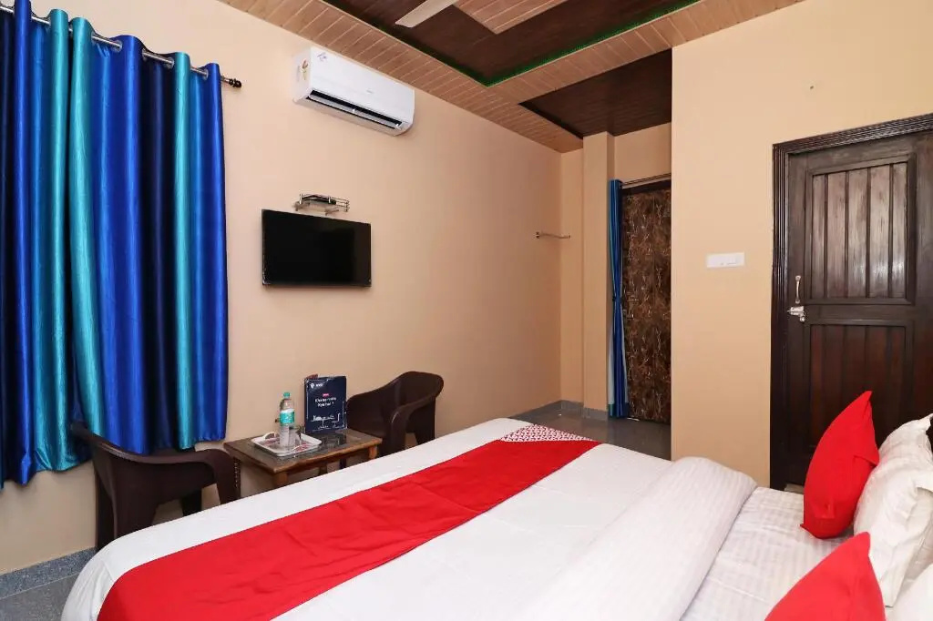 Rudraksh Hotel By OYO Rooms