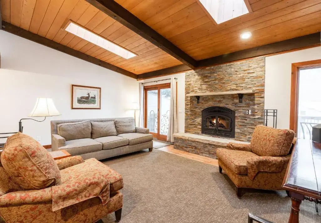 Meadow Creek Townhome by Vail Realty