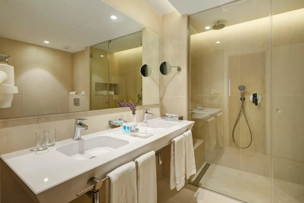 Hipotels Mediterraneo Hotel
