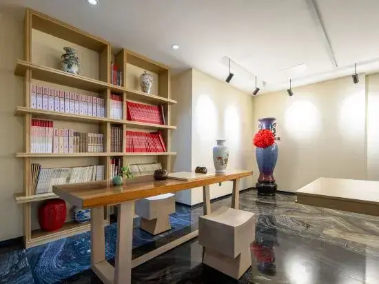 Taipinghu Shuangmoge Hotel, Calligraphy Mansion, China