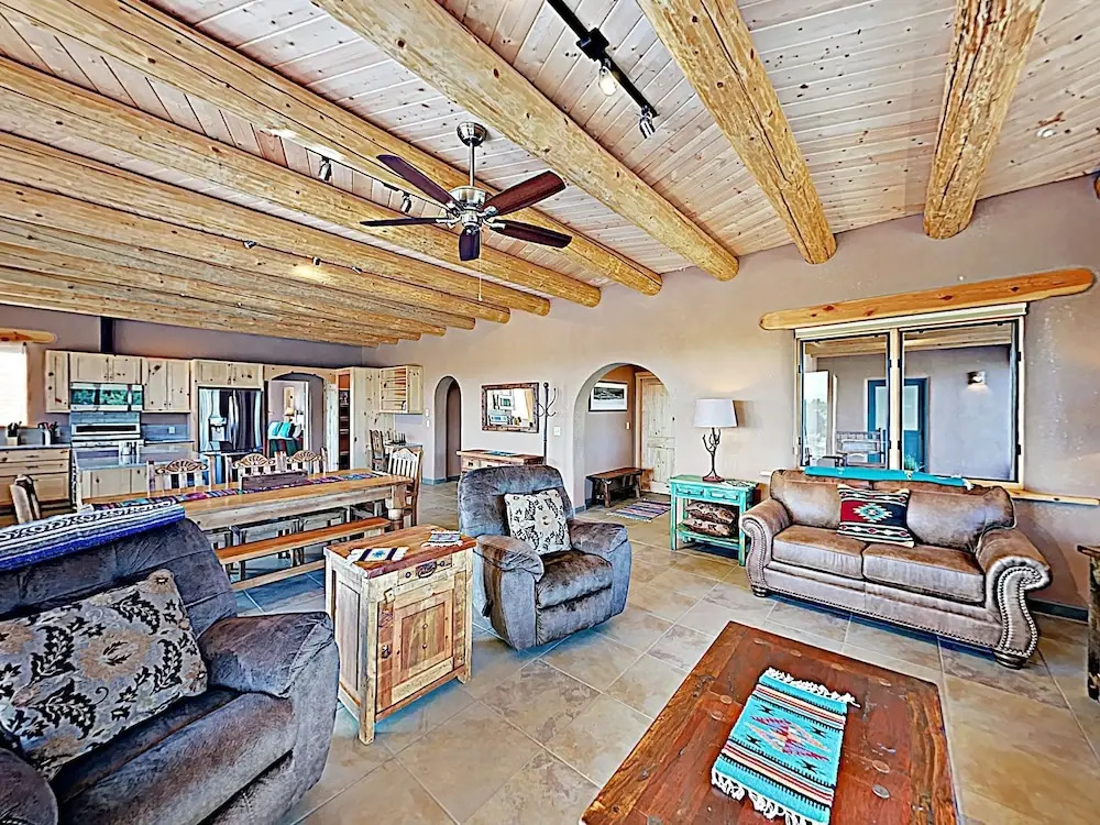 All-New Desert Hideaway: Mountain Views & Hot Tub home