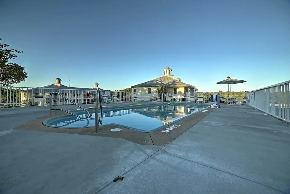 7 Mi to Branson Strip! 'the Ridge' w/ Game Room