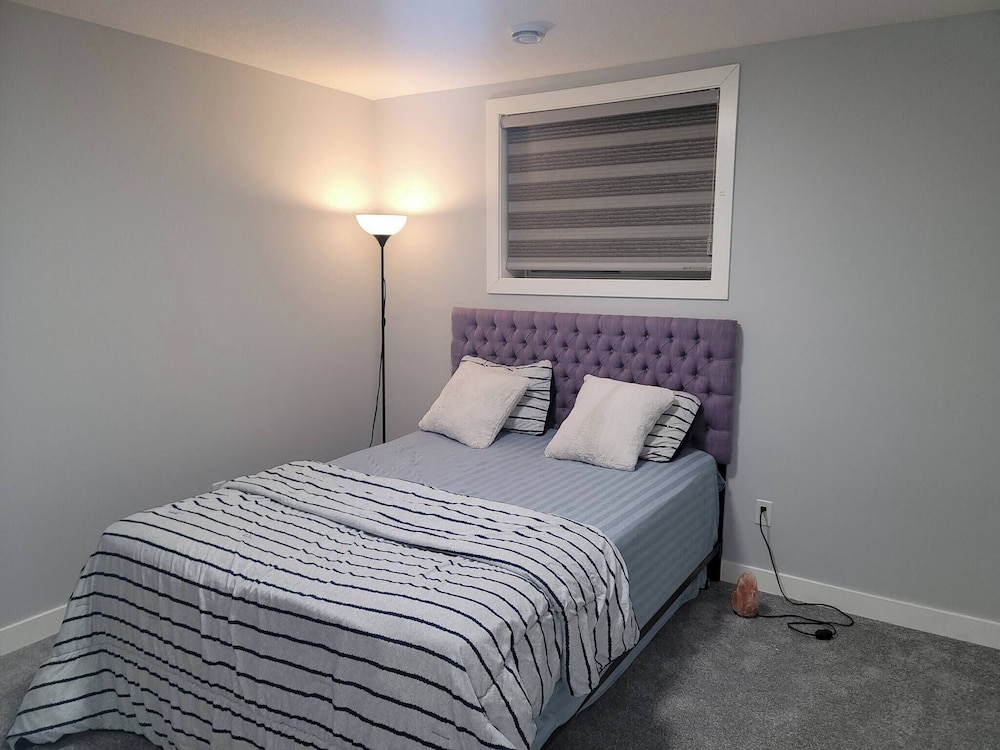 Luxurious Home Away From Home With AC
