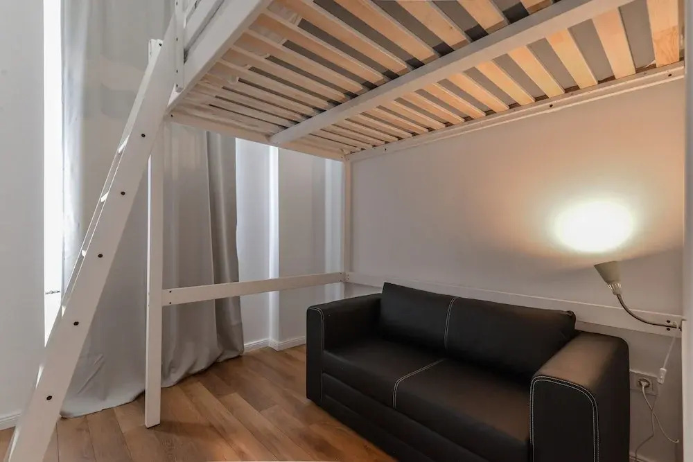 FM Deluxe 2-BDR Apartment - LOVEly