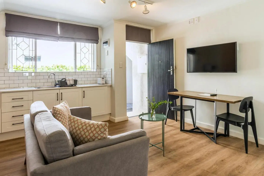 Oak Manor Boutique Guest House