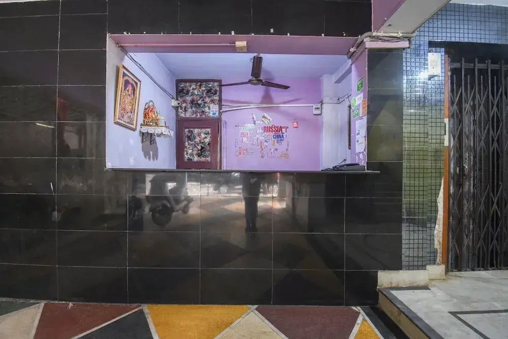 OYO 16310 Balaji Inn Ballygunge