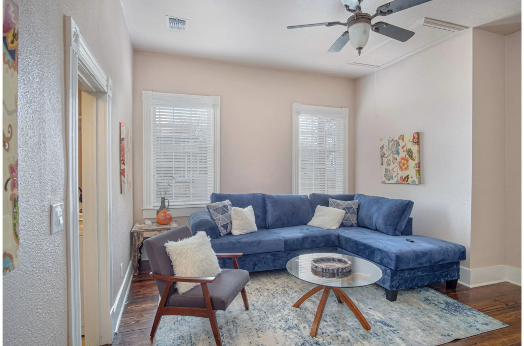 Beautiful Craftmans  4BR/2,5BA Home Near Downtown