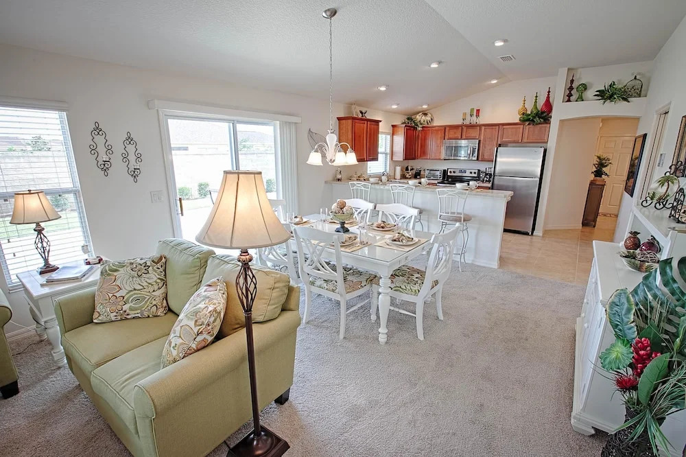Amberly Court Home 3 Bedroom by The VIR Group
