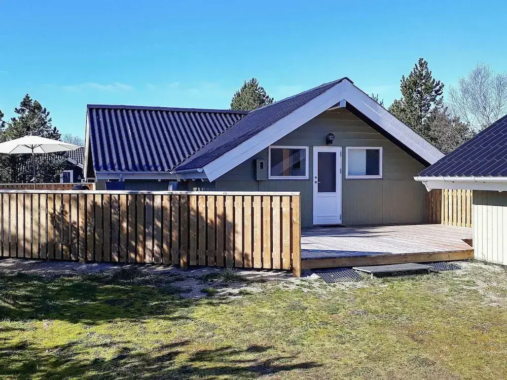 Lovely Holiday Home in Ã…lbÃ¦k near Sea