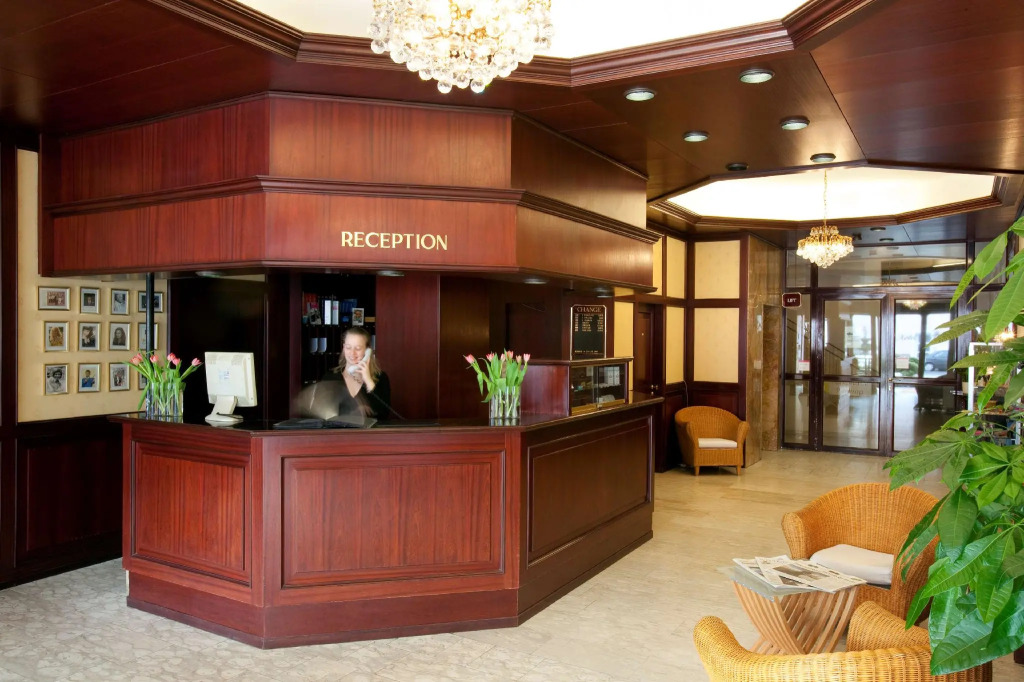 TOP Hotel Post Frankfurt Airport