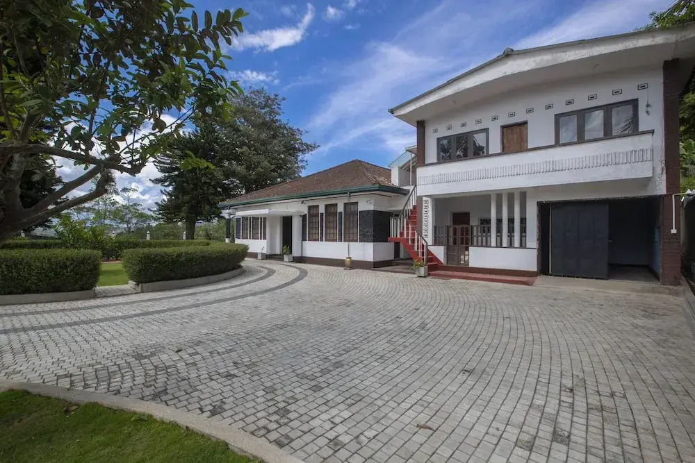 Bandarawela City Bungalow
