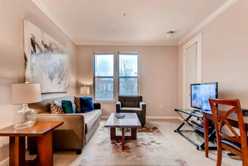 Bluebird Suites in Downtown Providence