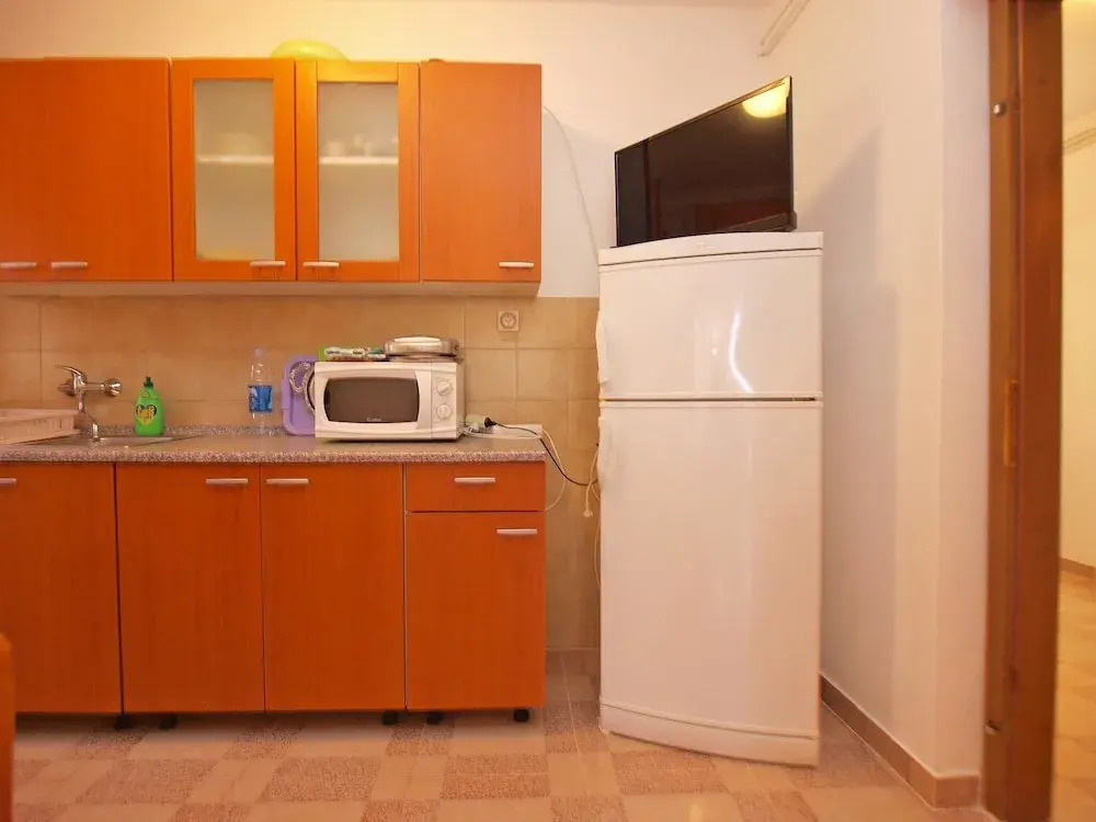 Apartments Orange 768