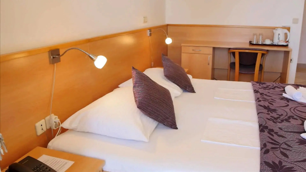 Zlatni Rat Beach Resort