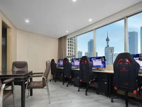 Geometric e-sports Hotel (Changsha Helong Stadium)