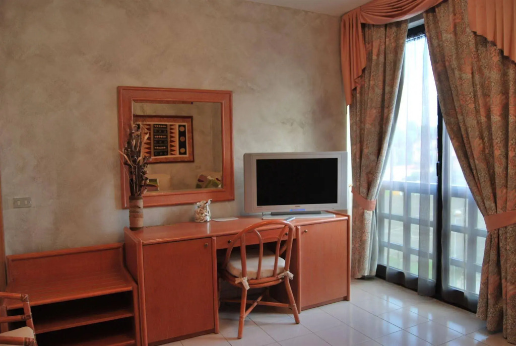 River Park Hotel