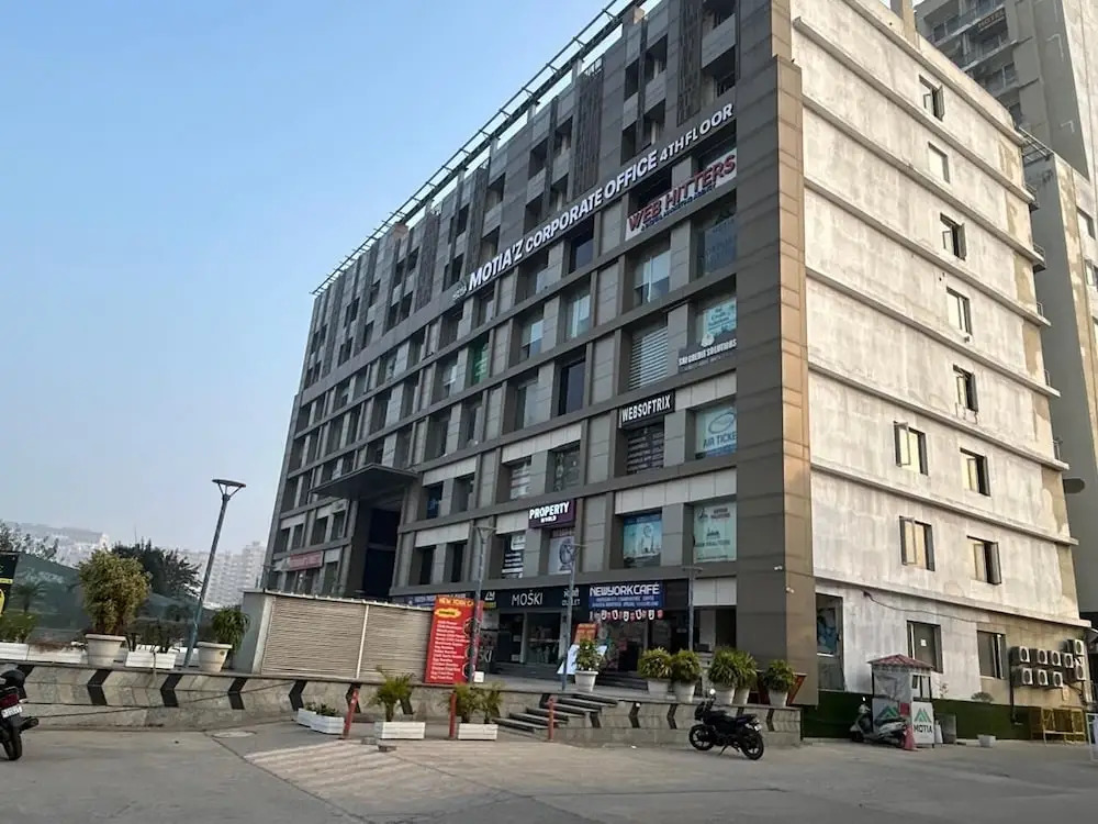 Spacious 1bhk for 6 Guests King & Sofa Beds Zirakpur,chandigarh,mohali,tricity