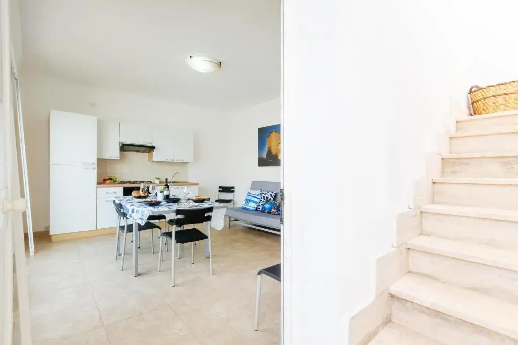 Luxury Holiday Home With Swimming Pool in Torre Lapillo