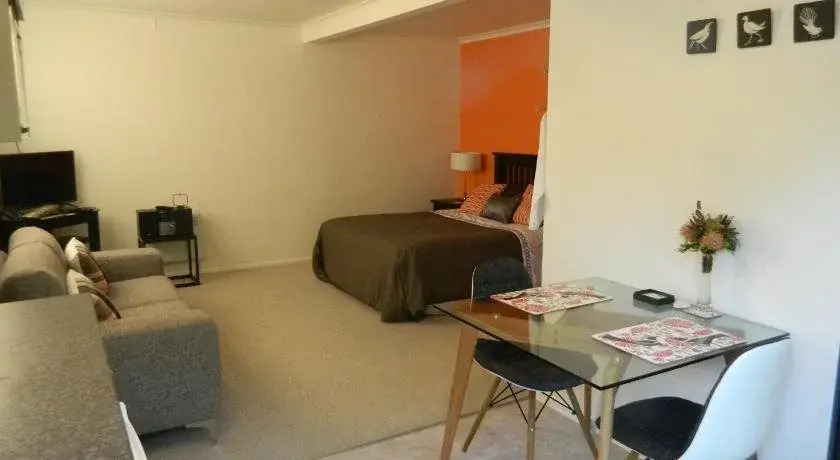 Antares Homestay