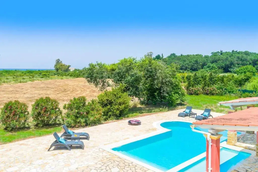 Beach Villa Joanna by PosarelliVillas