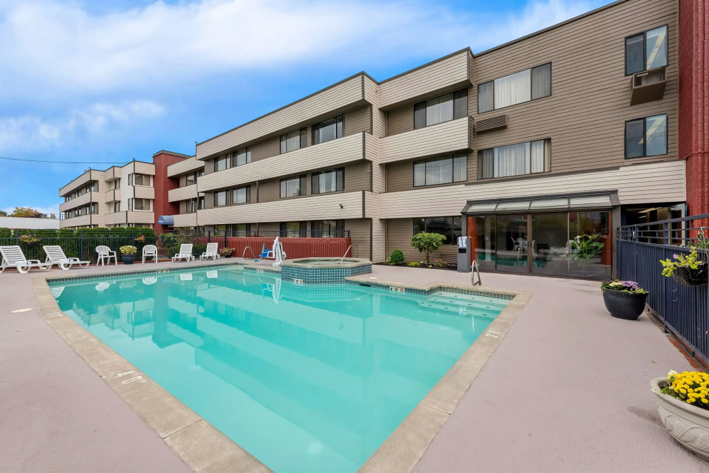 Best Western Cascadia Inn