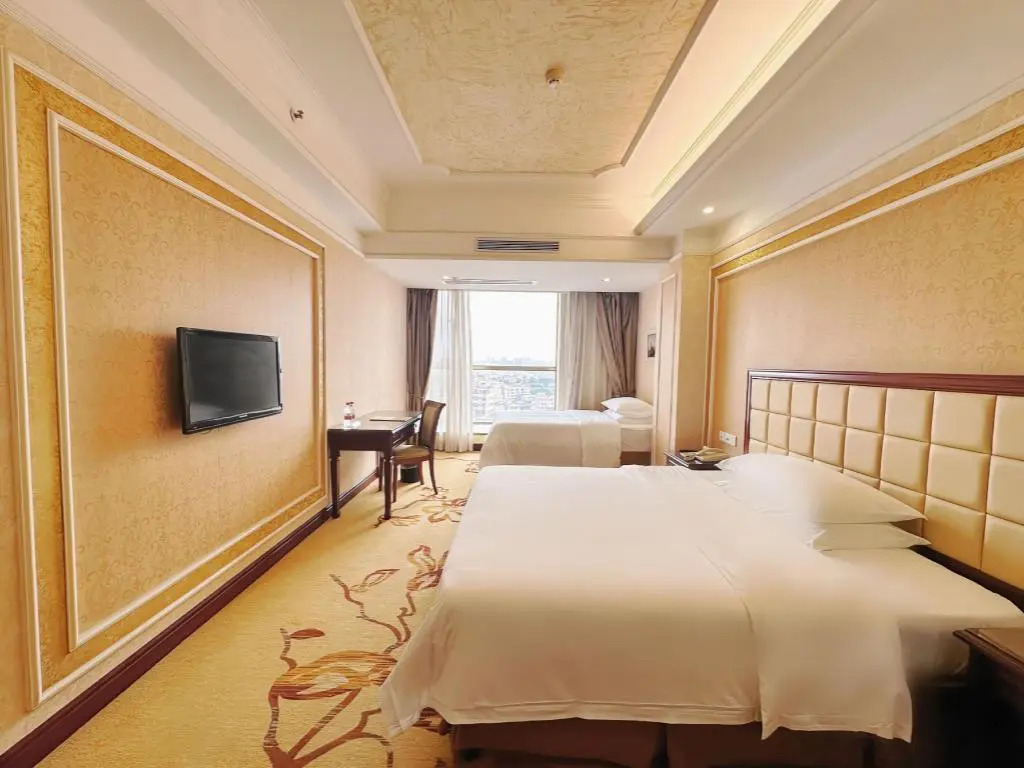 Vienna Hotel Shenzhen Songgang Yanchuan Road
