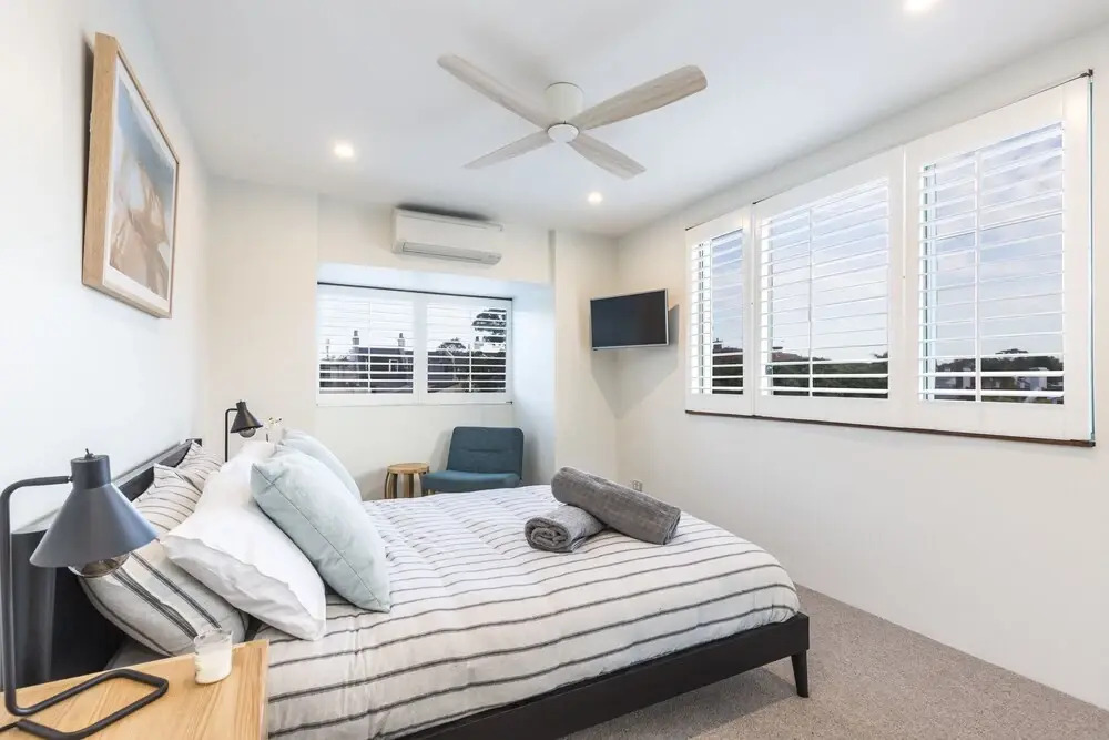 Executive 2 Storey Apartment with Pool