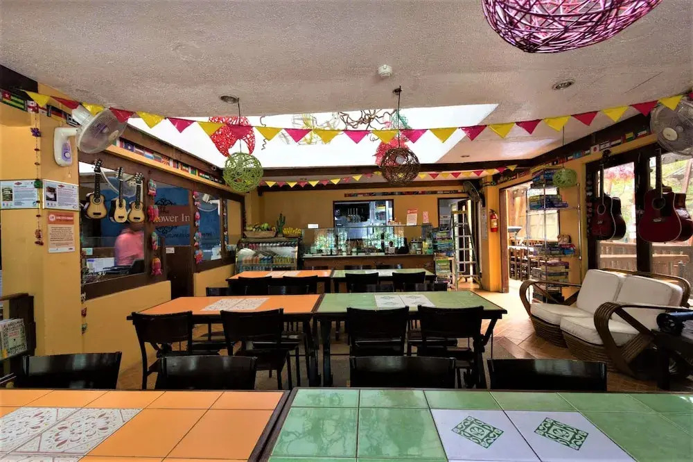 ZEN Rooms A. Villalon Drive