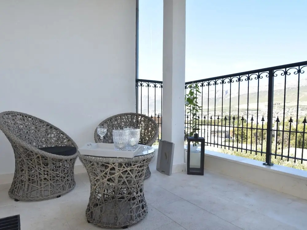Spacious and Comfortable Apartment, Outside the Historical Centre of Split