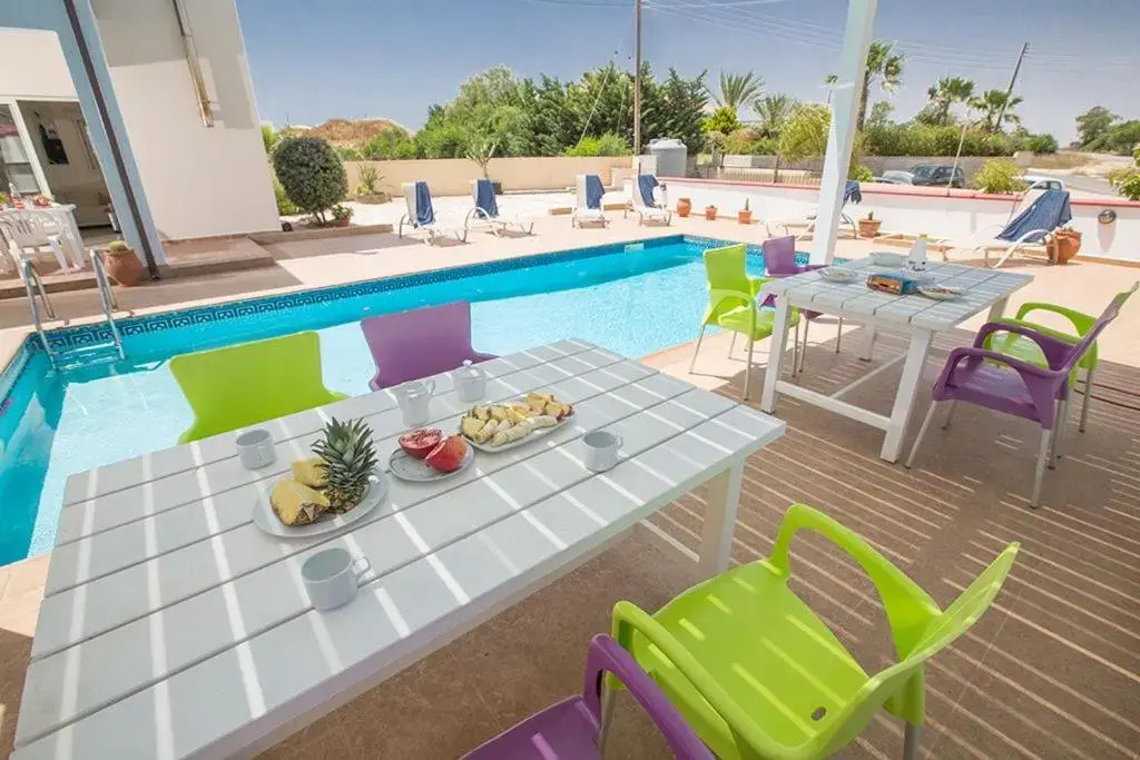 Villa Akefalo - Beautiful 3 Bedroom Protaras Villa With Private Pool