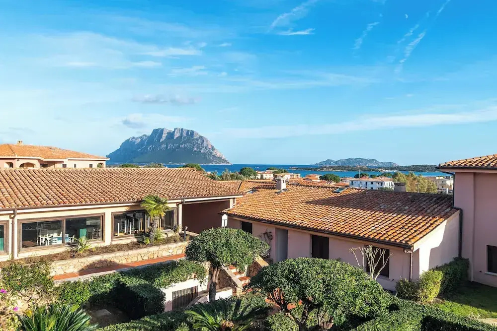 I Fari Apartments 600m From The Beach