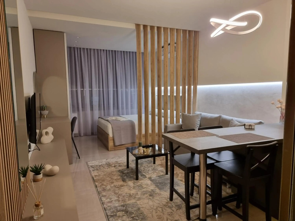 Iris City Center Premium Studio