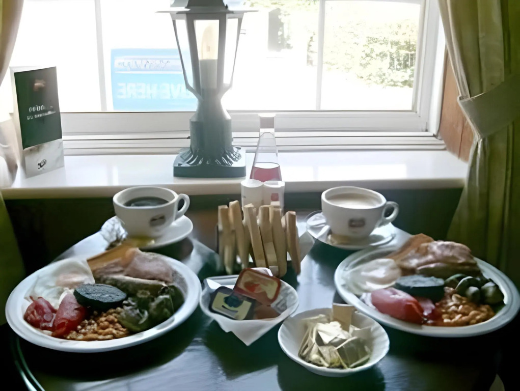 The George Guest House