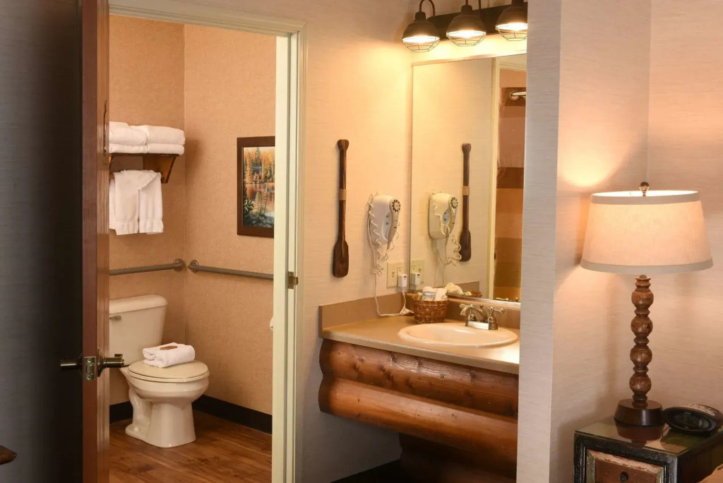 Cedar Creek Hotel Wausau - Rothschild
